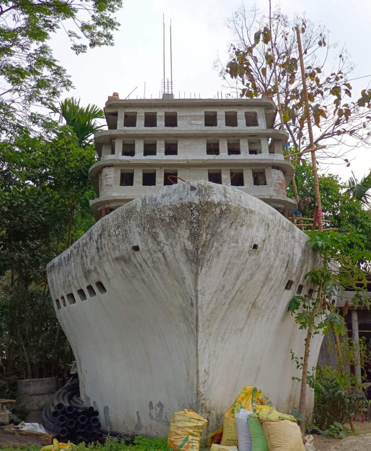 A man constructs his dream home inspired by the Titanic, making waves in the architectural community